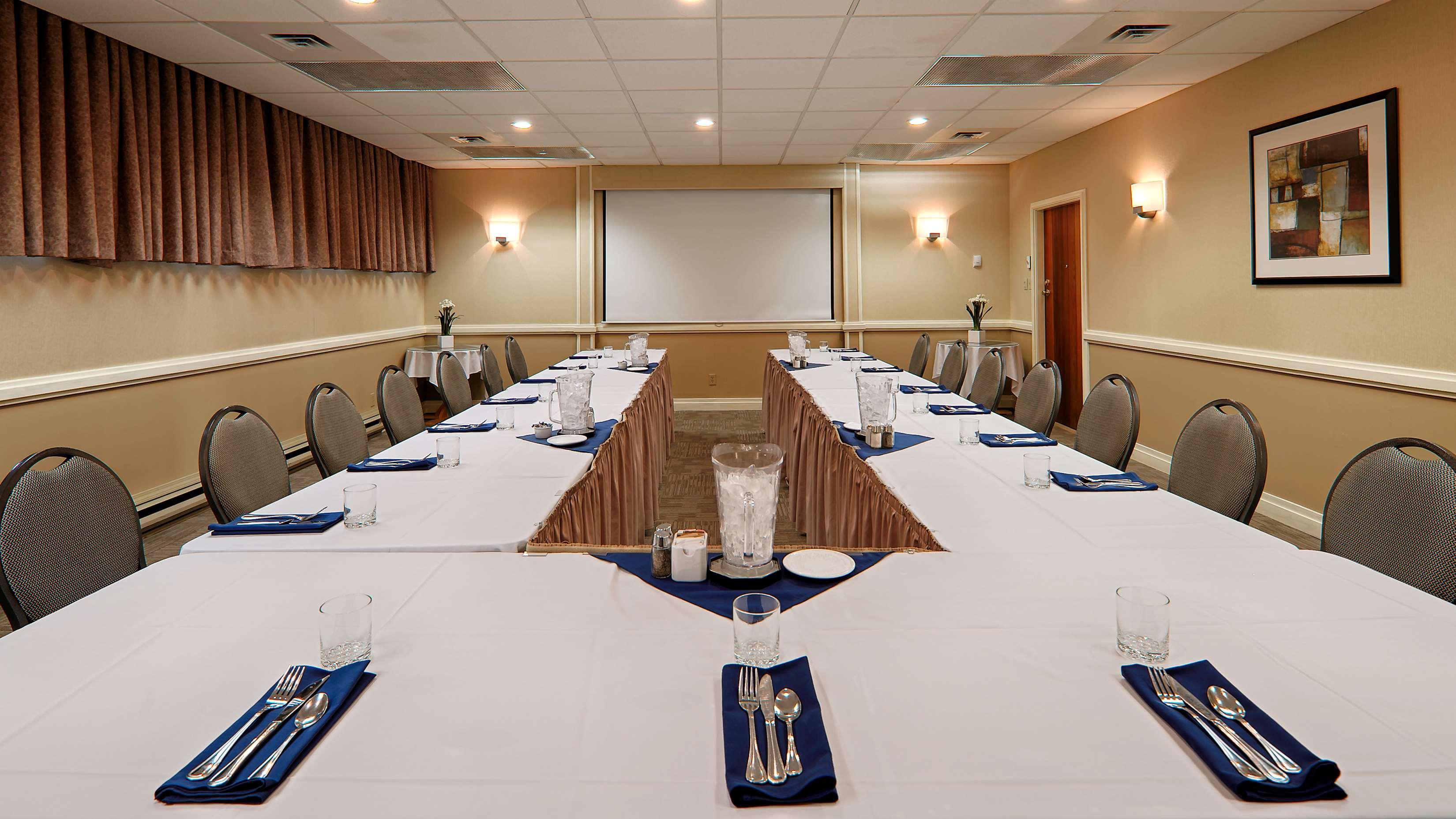 Best Western Cowichan Valley Inn Duncan Exterior photo