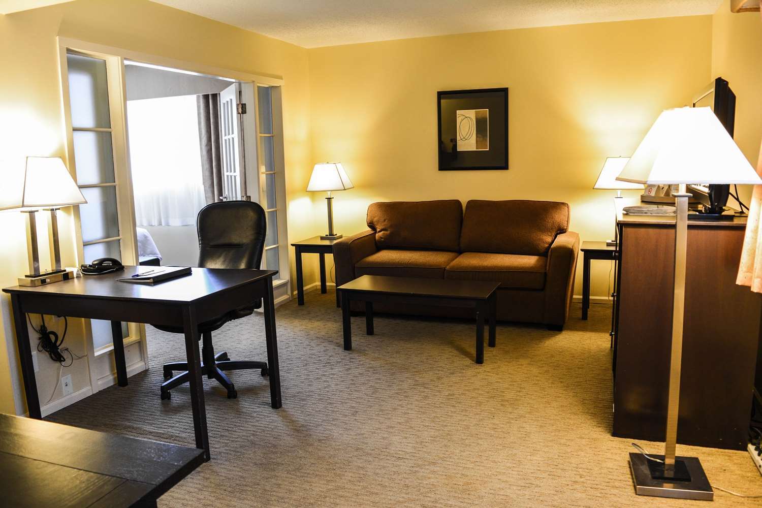 Best Western Cowichan Valley Inn Duncan Exterior photo